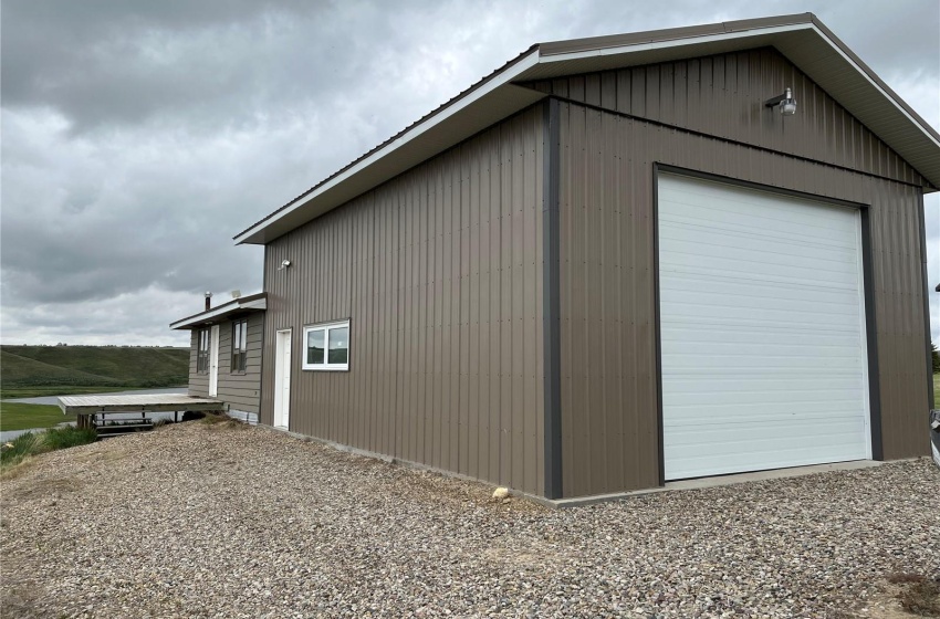 Rural Address, Webb Rm No. 138, Saskatchewan S0N 2N0, 2 Bedrooms Bedrooms, 5 Rooms Rooms,1 BathroomBathrooms,Acreage,For Sale,Lakeside Acreage Property,Rural Address,SK973222