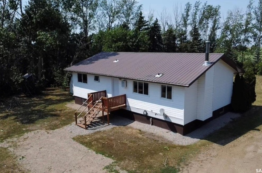 Rural Address, Eyebrow Rm No. 193, Saskatchewan S0H 1L0, 4 Bedrooms Bedrooms, 13 Rooms Rooms,3 BathroomsBathrooms,Acreage,For Sale,West Eyebrow Acreage,Rural Address,SK992884