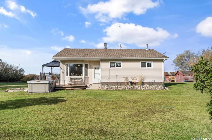 Rural Address, Grant Rm No. 372, Saskatchewan S0K 0J2, 3 Bedrooms Bedrooms, 9 Rooms Rooms,1 BathroomBathrooms,Acreage,For Sale,Nagy Acreage,Rural Address,SK992909