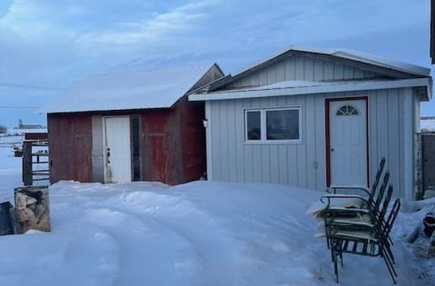 Rural Address, Grandora, Saskatchewan S0K 1V0, 6 Bedrooms Bedrooms, 15 Rooms Rooms,3 BathroomsBathrooms,Acreage,For Sale,Lazy T Stables,Rural Address,SK992960