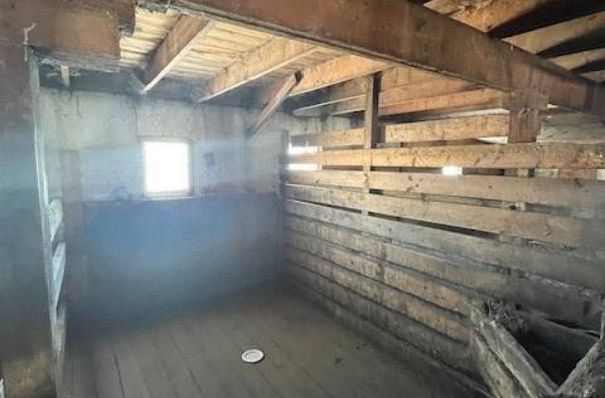 Rural Address, Grandora, Saskatchewan S0K 1V0, 6 Bedrooms Bedrooms, 15 Rooms Rooms,3 BathroomsBathrooms,Acreage,For Sale,Lazy T Stables,Rural Address,SK992960