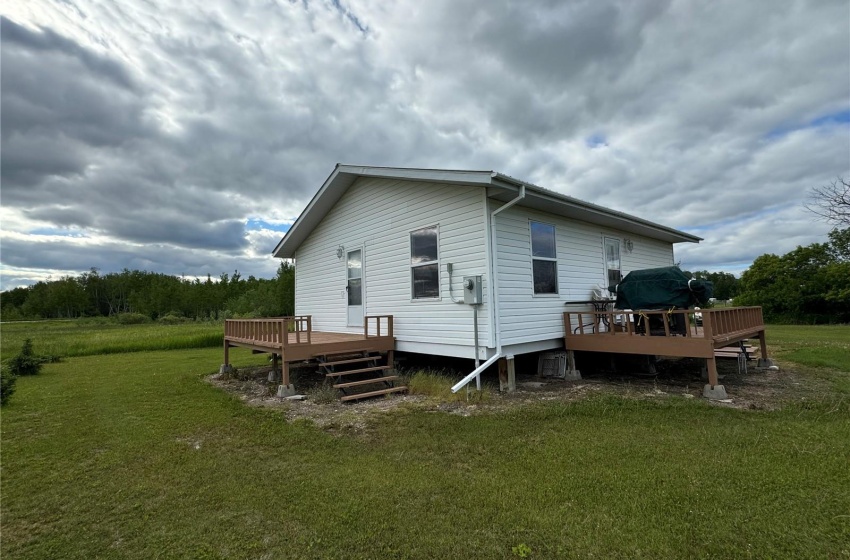 1 George AVENUE, Clemenceau, Saskatchewan S0E 0Y0, 2 Bedrooms Bedrooms, 5 Rooms Rooms,1 BathroomBathrooms,Acreage,For Sale,2.54 acres Clemenceau Main,George,SK974148