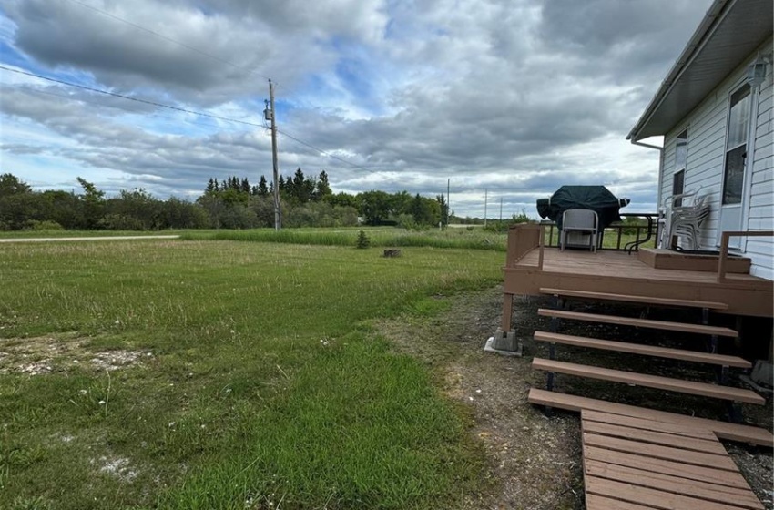 1 George AVENUE, Clemenceau, Saskatchewan S0E 0Y0, 2 Bedrooms Bedrooms, 5 Rooms Rooms,1 BathroomBathrooms,Acreage,For Sale,2.54 acres Clemenceau Main,George,SK974148