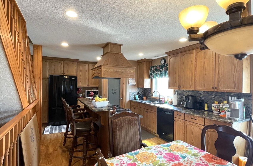 Rural Address, Meadow Lake Rm No.588, Saskatchewan S9X 1Y1, 5 Bedrooms Bedrooms, 15 Rooms Rooms,3 BathroomsBathrooms,Acreage,For Sale,27km East of Meadow Lake,Rural Address,SK993020