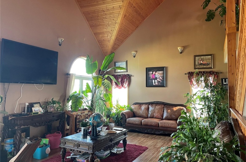 Rural Address, Meadow Lake Rm No.588, Saskatchewan S9X 1Y1, 5 Bedrooms Bedrooms, 15 Rooms Rooms,3 BathroomsBathrooms,Acreage,For Sale,27km East of Meadow Lake,Rural Address,SK993020