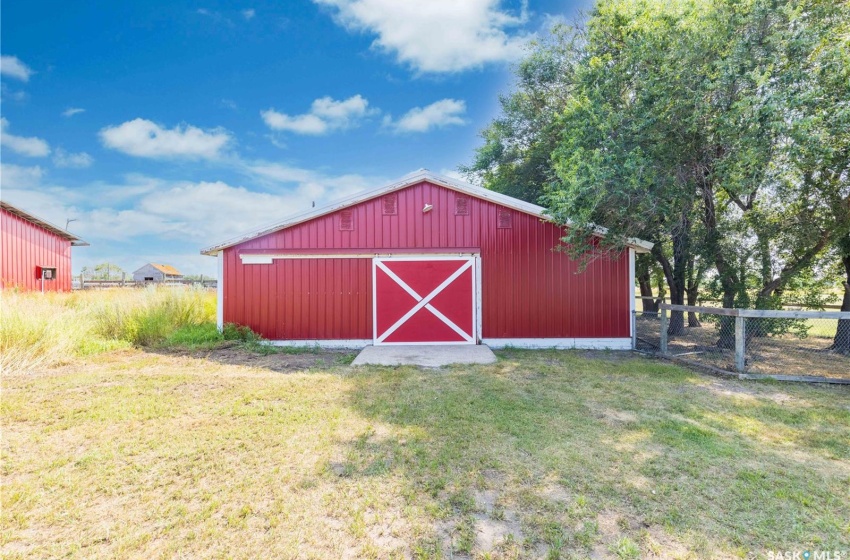 Rural Address, Vanscoy Rm No. 345, Saskatchewan S7L 3J0, 1 Bedroom Bedrooms, 9 Rooms Rooms,2 BathroomsBathrooms,Acreage,For Sale,Diamond View Acreage,Rural Address,SK993053