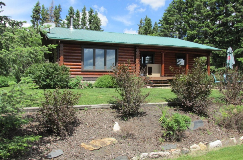 Rural Address, Torch River Rm No. 488, Saskatchewan S0J 0Z0, 4 Bedrooms Bedrooms, 16 Rooms Rooms,2 BathroomsBathrooms,Acreage,For Sale,Garrick Log Home Acreage,Rural Address,SK974566