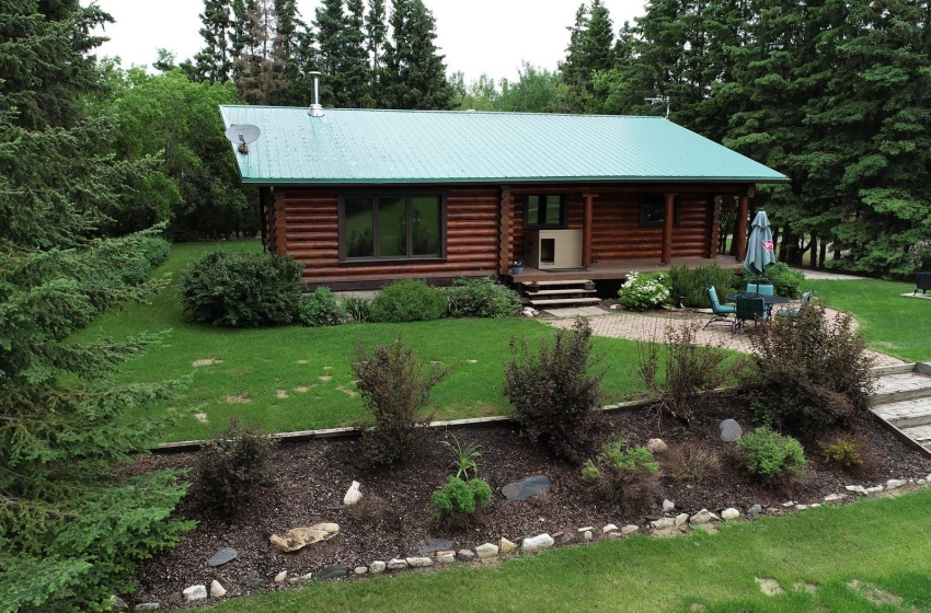 Rural Address, Torch River Rm No. 488, Saskatchewan S0J 0Z0, 4 Bedrooms Bedrooms, 16 Rooms Rooms,2 BathroomsBathrooms,Acreage,For Sale,Garrick Log Home Acreage,Rural Address,SK974566