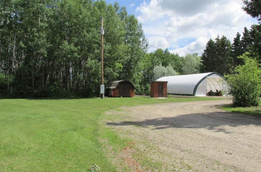 Rural Address, Torch River Rm No. 488, Saskatchewan S0J 0Z0, 4 Bedrooms Bedrooms, 16 Rooms Rooms,2 BathroomsBathrooms,Acreage,For Sale,Garrick Log Home Acreage,Rural Address,SK974566