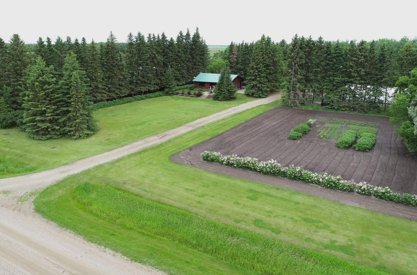 Rural Address, Torch River Rm No. 488, Saskatchewan S0J 0Z0, 4 Bedrooms Bedrooms, 16 Rooms Rooms,2 BathroomsBathrooms,Acreage,For Sale,Garrick Log Home Acreage,Rural Address,SK974566