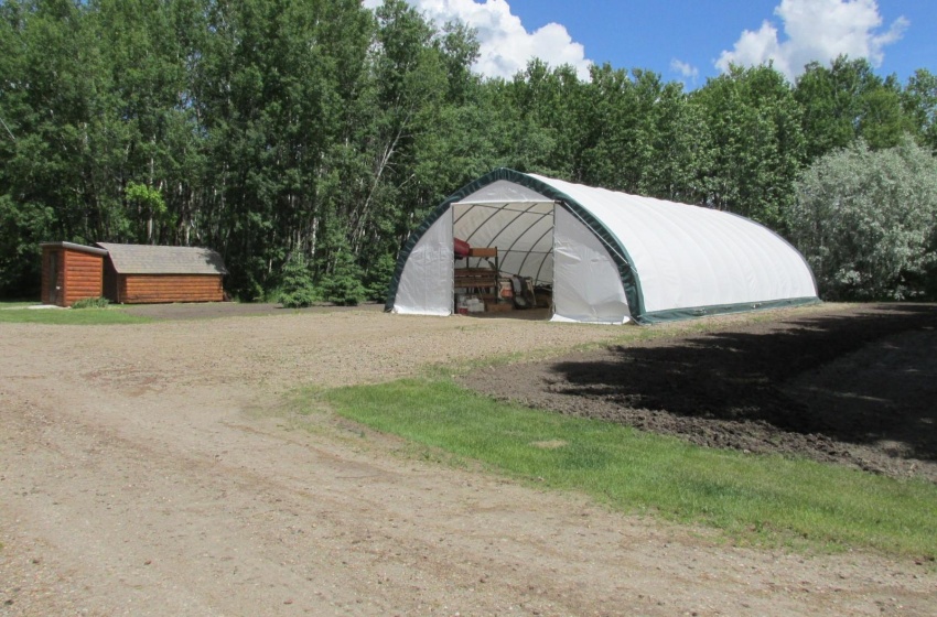 Rural Address, Torch River Rm No. 488, Saskatchewan S0J 0Z0, 4 Bedrooms Bedrooms, 16 Rooms Rooms,2 BathroomsBathrooms,Acreage,For Sale,Garrick Log Home Acreage,Rural Address,SK974566