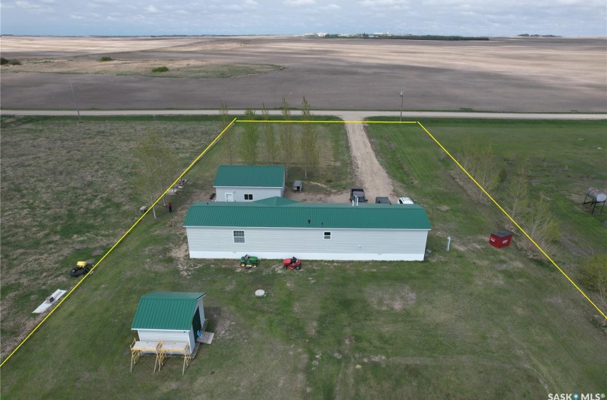 Birds eye view of property featuring a rural view