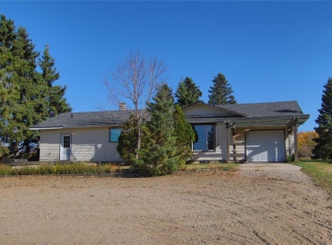 Rural Address, Laird Rm No. 404, Saskatchewan S0K 3R0, 3 Bedrooms Bedrooms, 8 Rooms Rooms,Acreage,For Sale,Epp Acreage,Rural Address,SK974768