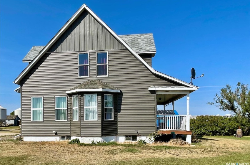 Rural Address, Lake Johnston Rm No. 102, Saskatchewan S0H 3G0, 4 Bedrooms Bedrooms, 11 Rooms Rooms,2 BathroomsBathrooms,Acreage,For Sale,Ludke Acreage,Rural Address,SK993200