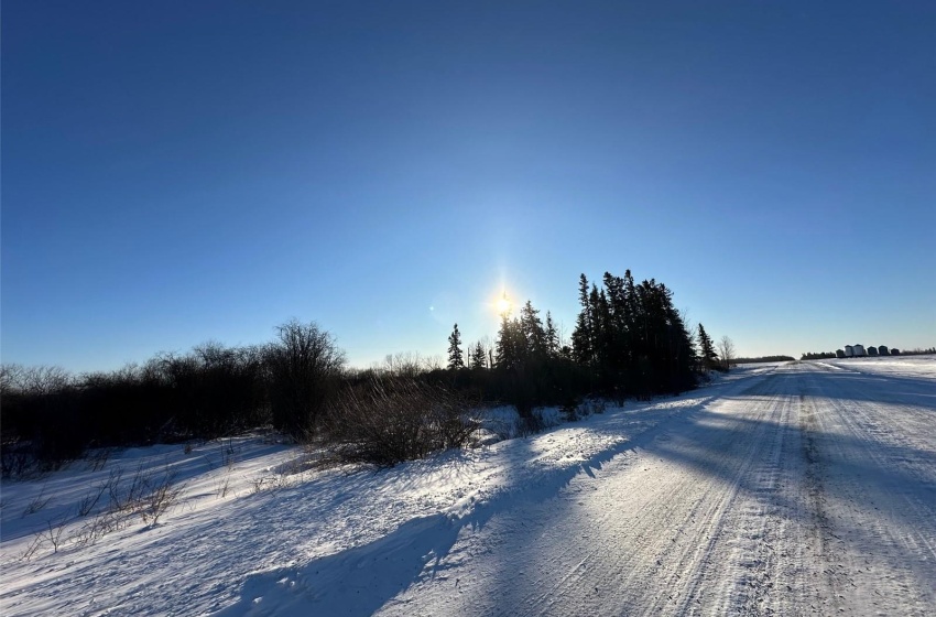 . Rural Address, Hudson Bay, Saskatchewan S0E 0E0, 2 Bedrooms Bedrooms, 7 Rooms Rooms,1 BathroomBathrooms,Acreage,For Sale,North Hudson Bay Acreage,Rural Address,SK993225