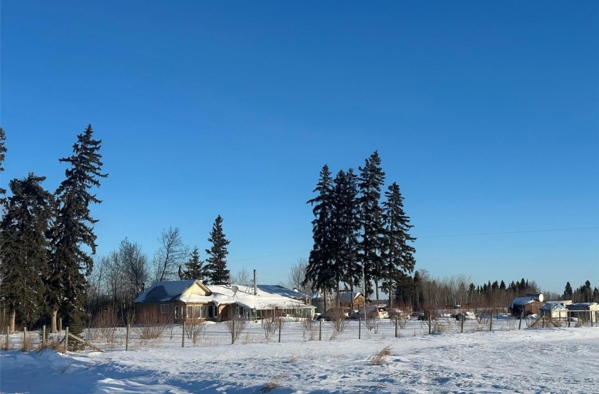 . Rural Address, Hudson Bay, Saskatchewan S0E 0E0, 2 Bedrooms Bedrooms, 7 Rooms Rooms,1 BathroomBathrooms,Acreage,For Sale,North Hudson Bay Acreage,Rural Address,SK993225