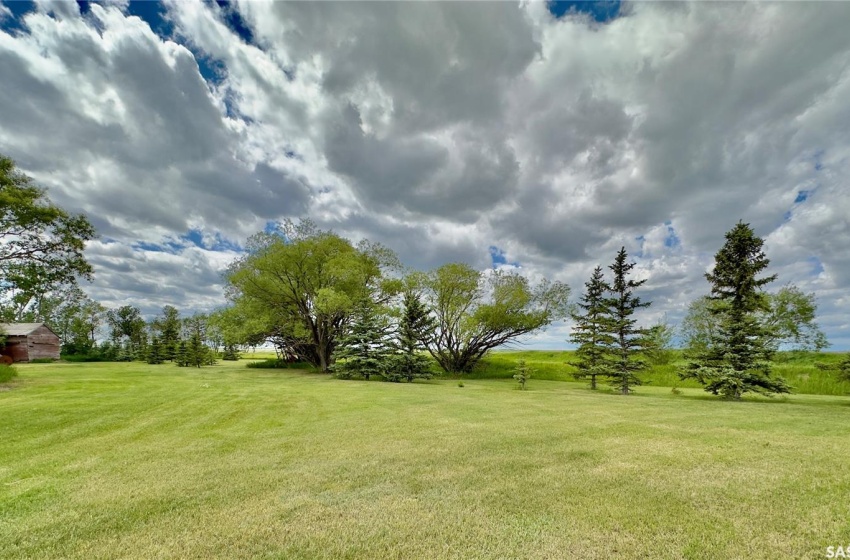 Rural Address, Weyburn Rm No. 67, Saskatchewan S0G 3G0, 3 Bedrooms Bedrooms, 12 Rooms Rooms,2 BathroomsBathrooms,Acreage,For Sale,RM of Weyburn Acreage,Rural Address,SK975221