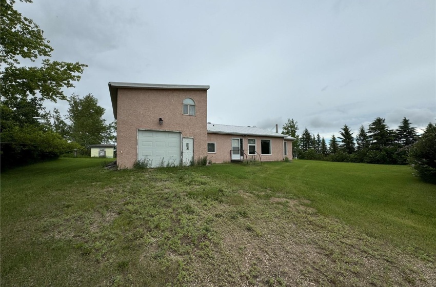 Rural Address, Lipton Rm No. 217, Saskatchewan S0G 1H0, 4 Bedrooms Bedrooms, 16 Rooms Rooms,3 BathroomsBathrooms,Acreage,For Sale,Mead Acreage,Rural Address,SK975248