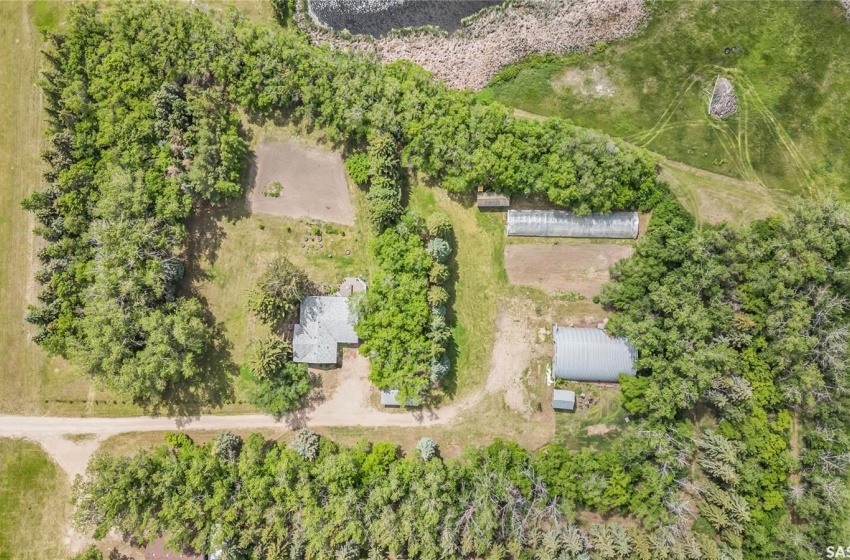 Rural Address, Imperial, Saskatchewan S0G 2J0, 3 Bedrooms Bedrooms, 14 Rooms Rooms,2 BathroomsBathrooms,Acreage,For Sale,Imperial Acreage Highway#2,Rural Address,SK975464