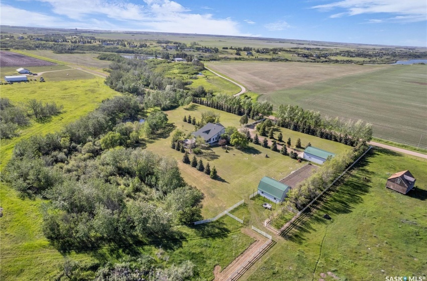 Rural Address, Corman Park Rm No. 344, Saskatchewan S7K 3J9, 3 Bedrooms Bedrooms, 15 Rooms Rooms,3 BathroomsBathrooms,Acreage,For Sale,Pomedli Acreage,Rural Address,SK993675