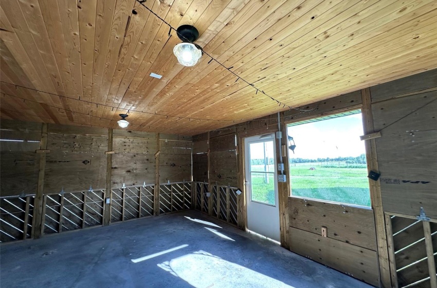 Rural Address, Preeceville Rm No. 334, Saskatchewan S0E 0Y0, ,3 BathroomsBathrooms,Farm,For Sale,Dunbar/Hawke,Rural Address,SK981959