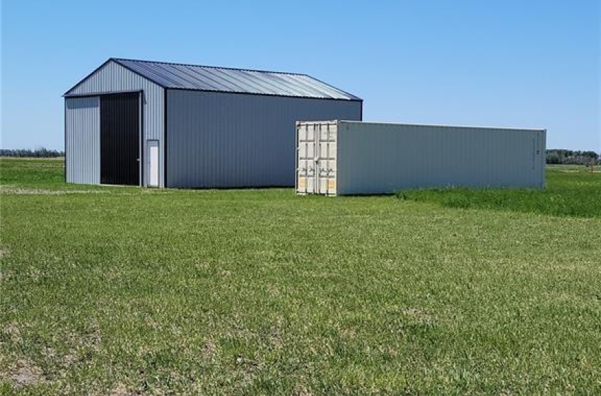 Rural Address, Saltcoats Rm No. 213, Saskatchewan S0A 3R0, 4 Bedrooms Bedrooms, 10 Rooms Rooms,2 BathroomsBathrooms,Acreage,For Sale,CND Acreage #2,Rural Address,SK976954