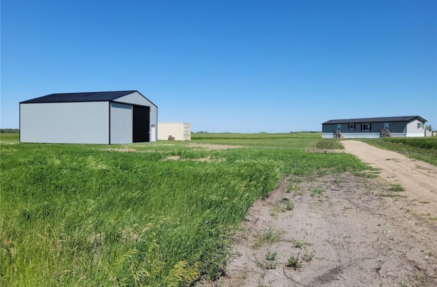 Rural Address, Saltcoats Rm No. 213, Saskatchewan S0A 3R0, 3 Bedrooms Bedrooms, 9 Rooms Rooms,2 BathroomsBathrooms,Acreage,For Sale,CND Acreage #1,Rural Address,SK976956