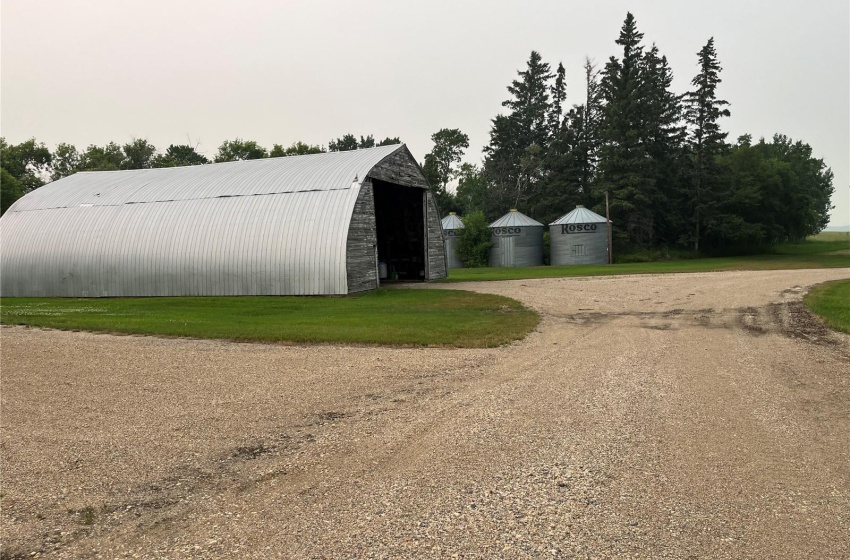 Rural Address, Annaheim, Saskatchewan S0K 0G0, 5 Bedrooms Bedrooms, 19 Rooms Rooms,4 BathroomsBathrooms,Acreage,For Sale,Sarauer Acreage,Rural Address,SK977380