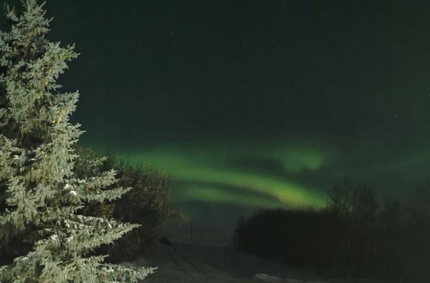 front covered deck Northern Lights views