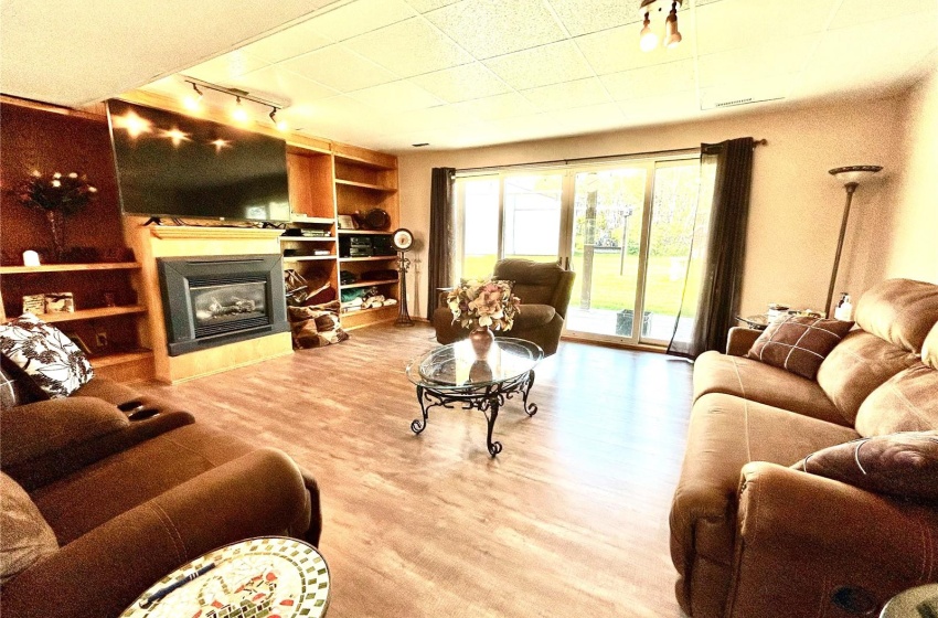 Eberle Acreage Rural Address, Nipawin Rm No. 487, Saskatchewan S0E 1E0, 3 Bedrooms Bedrooms, 12 Rooms Rooms,3 BathroomsBathrooms,Acreage,For Sale,Eberle Acreage,Rural Address,SK977661