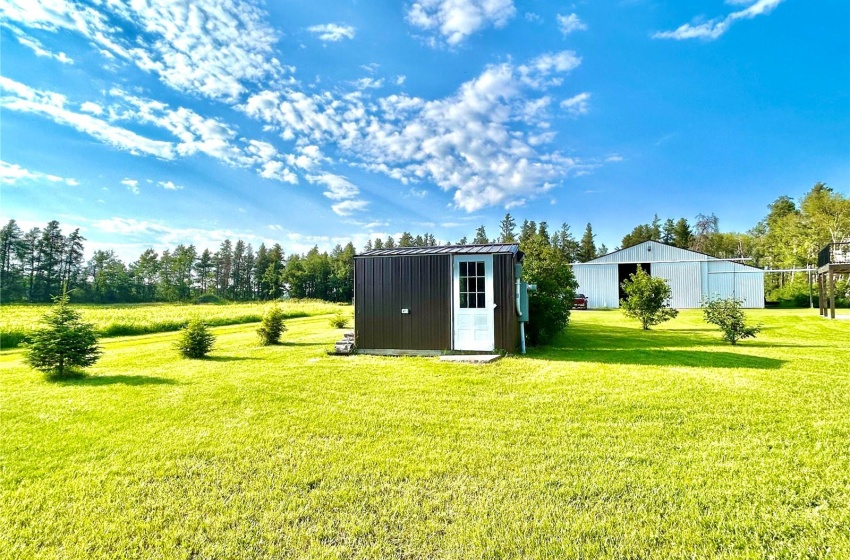 Eberle Acreage Rural Address, Nipawin Rm No. 487, Saskatchewan S0E 1E0, 3 Bedrooms Bedrooms, 12 Rooms Rooms,3 BathroomsBathrooms,Acreage,For Sale,Eberle Acreage,Rural Address,SK977661