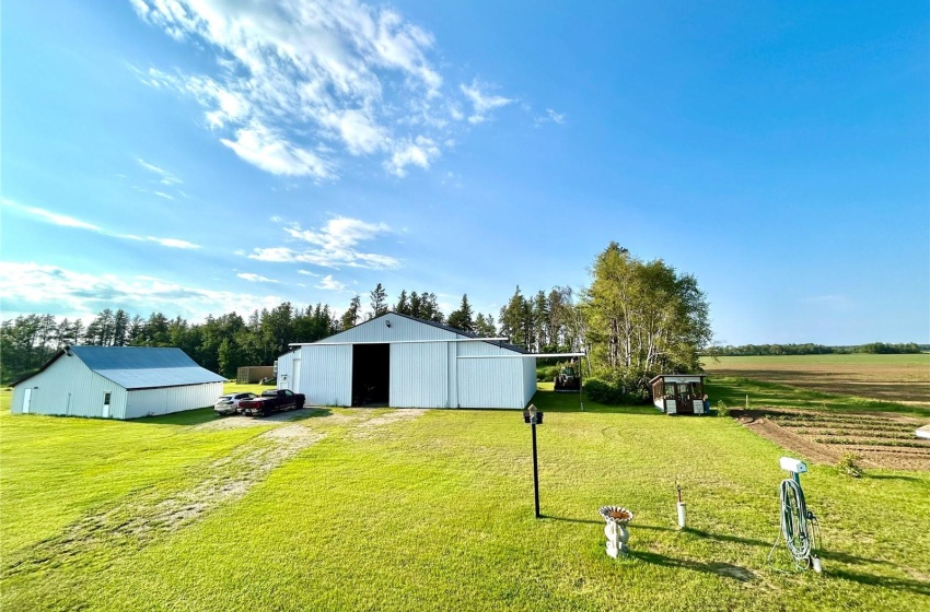 Eberle Acreage Rural Address, Nipawin Rm No. 487, Saskatchewan S0E 1E0, 3 Bedrooms Bedrooms, 12 Rooms Rooms,3 BathroomsBathrooms,Acreage,For Sale,Eberle Acreage,Rural Address,SK977661