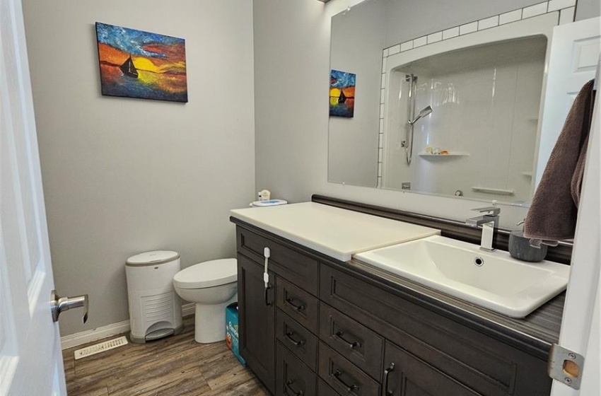 Extra sink under counter top