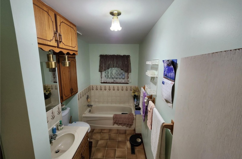 Rural Address, Porcupine Rm No. 395, Saskatchewan S0E 1H0, 3 Bedrooms Bedrooms, 12 Rooms Rooms,2 BathroomsBathrooms,Acreage,For Sale,Holinaty Acreage,Rural Address,SK980408