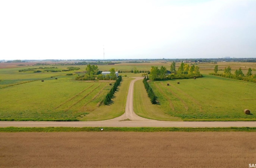 Rural Address, Estevan Rm No. 5, Saskatchewan S4A 2A5, 5 Bedrooms Bedrooms, 20 Rooms Rooms,4 BathroomsBathrooms,Acreage,For Sale,Mantei/Seeman Acreage,Rural Address,SK980518