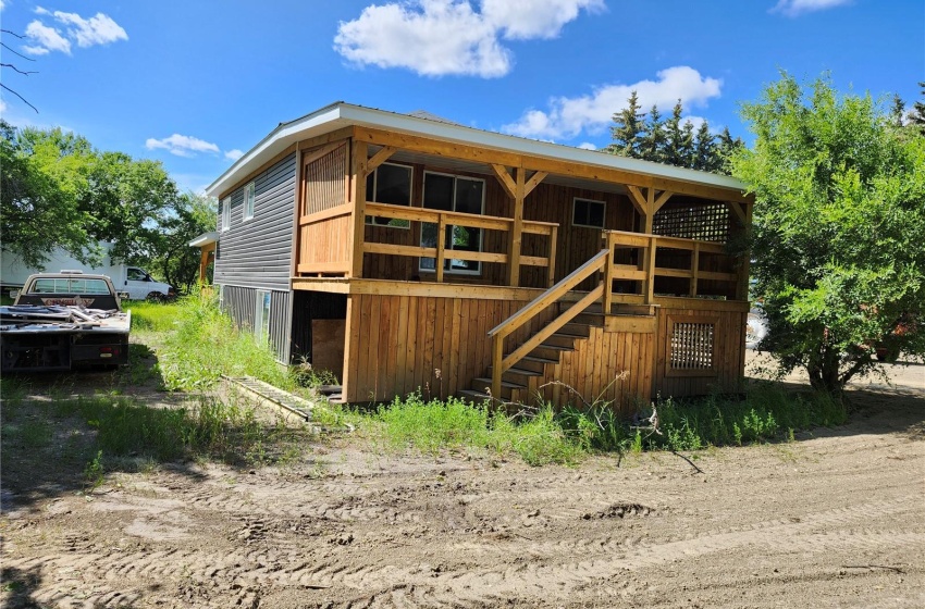 NA Service ROAD, Mclean, Saskatchewan S0G 3E0, 3 Bedrooms Bedrooms, 10 Rooms Rooms,2 BathroomsBathrooms,Acreage,For Sale,Leonard Acerage,Service,SK980708