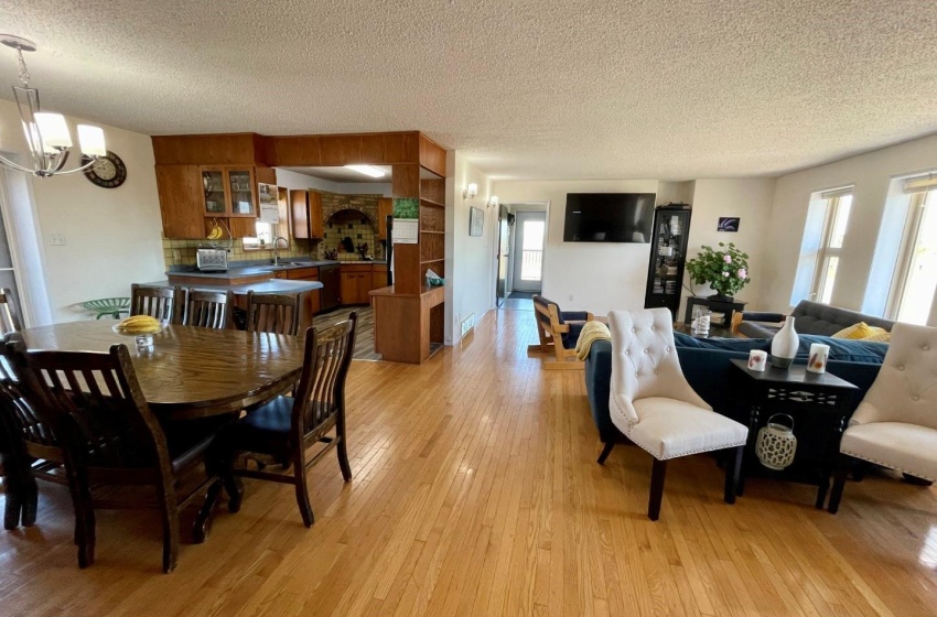 Rural Address, Biggar Rm No. 347, Saskatchewan S0K 0M0, 4 Bedrooms Bedrooms, 19 Rooms Rooms,4 BathroomsBathrooms,Acreage,For Sale,Main Acreage,Rural Address,SK980871