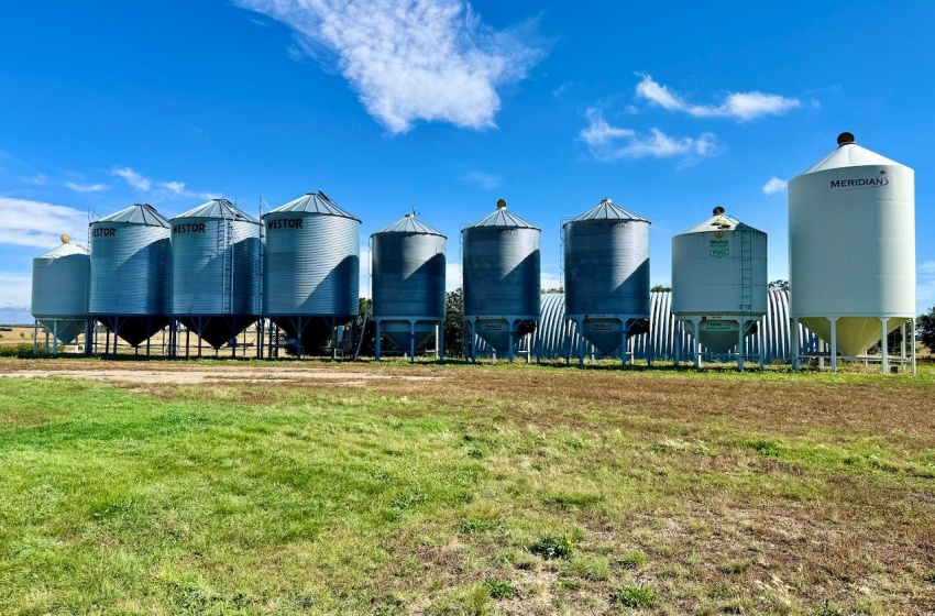 Rural Address, Golden West Rm No. 95, Saskatchewan S0G 0X0, 3 Bedrooms Bedrooms, ,1 BathroomBathrooms,Farm,For Sale,Creelman 2,456 Acres Grain Farmland,Rural Address,SK984277