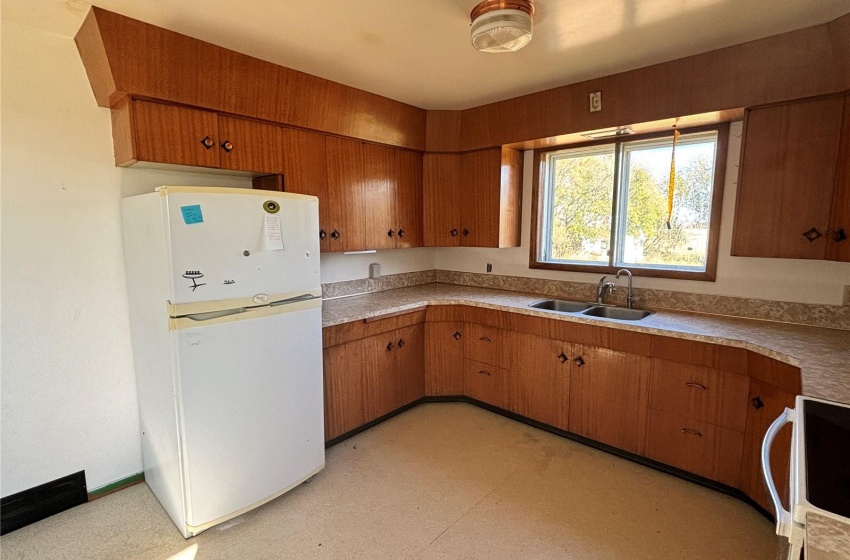 Rural Address, Leroy Rm No. 339, Saskatchewan S0K 2P0, 3 Bedrooms Bedrooms, 8 Rooms Rooms,1 BathroomBathrooms,Acreage,For Sale,Zeller Acreage,Rural Address,SK981841