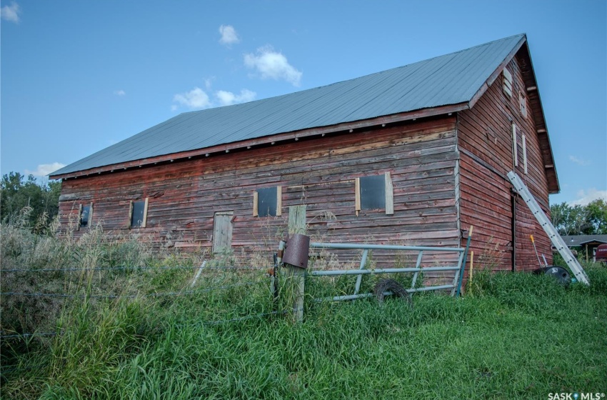 Rural Address, Leroy Rm No. 339, Saskatchewan S0K 2P0, 3 Bedrooms Bedrooms, 8 Rooms Rooms,1 BathroomBathrooms,Acreage,For Sale,Zeller Acreage,Rural Address,SK981841