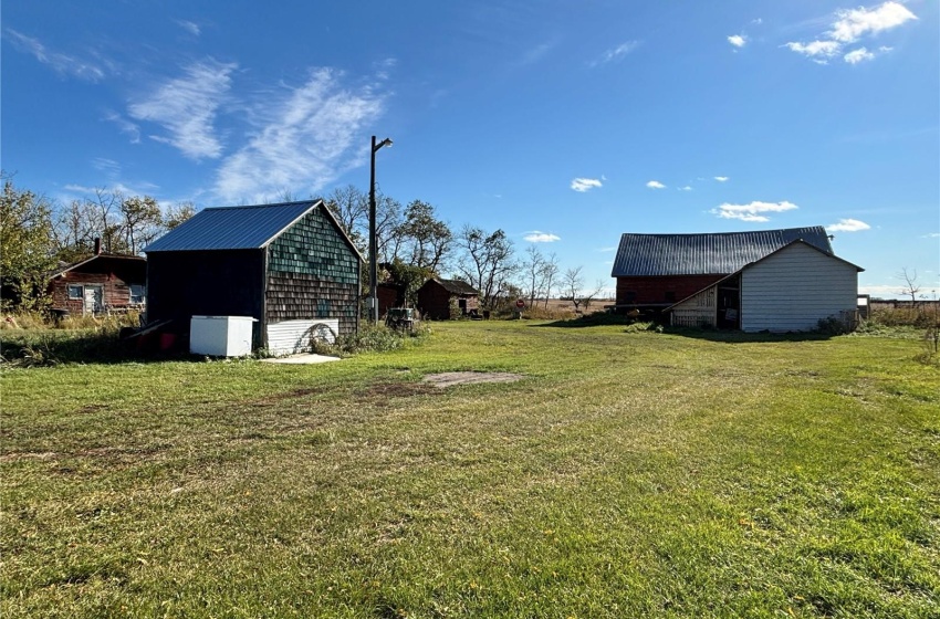 Rural Address, Leroy Rm No. 339, Saskatchewan S0K 2P0, 3 Bedrooms Bedrooms, 8 Rooms Rooms,1 BathroomBathrooms,Acreage,For Sale,Zeller Acreage,Rural Address,SK981841