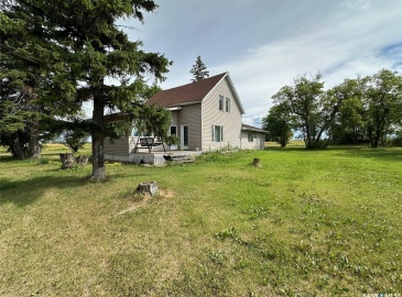 Rural Address, Hudson Bay Rm No. 394, Saskatchewan S0E 0Y0, 3 Bedrooms Bedrooms, 9 Rooms Rooms,1 BathroomBathrooms,Acreage,For Sale,Temple-Hwy,Rural Address,SK981897