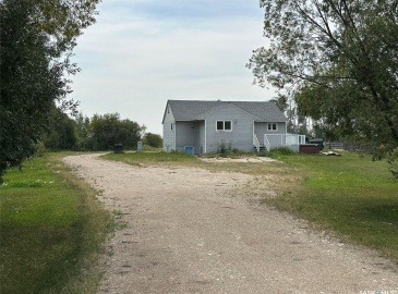 Rural Address, Hudson Bay Rm No. 394, Saskatchewan S0E 0Y0, 2 Bedrooms Bedrooms, 10 Rooms Rooms,3 BathroomsBathrooms,Acreage,For Sale,Temple Land 