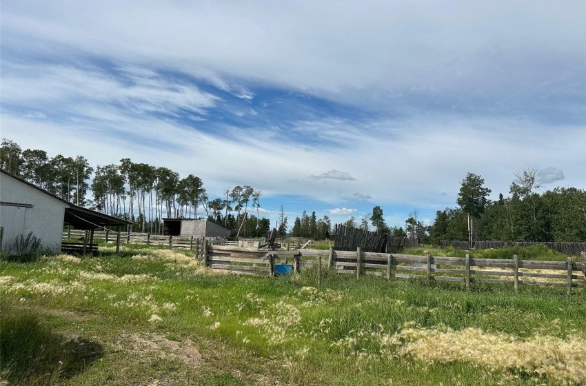 Rural Address, Hudson Bay Rm No. 394, Saskatchewan S0E 0Y0, 2 Bedrooms Bedrooms, 10 Rooms Rooms,3 BathroomsBathrooms,Acreage,For Sale,Temple Land 