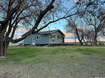 Rural Address, Hudson Bay Rm No. 394, Saskatchewan S0E 0Y0, 4 Bedrooms Bedrooms, 14 Rooms Rooms,3 BathroomsBathrooms,Acreage,For Sale,Serhan South Dehy,Rural Address,SK982127