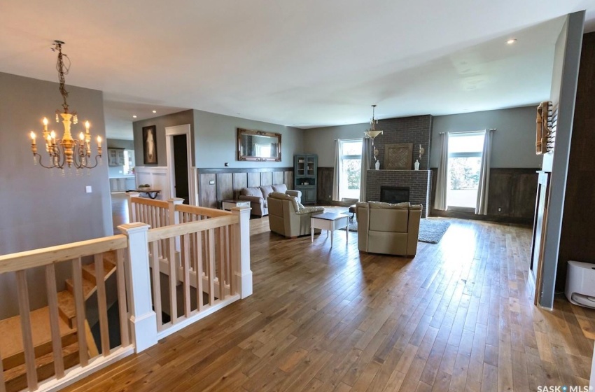 Rural Address, Weyburn Rm No. 67, Saskatchewan S4H 3J9, 4 Bedrooms Bedrooms, 20 Rooms Rooms,3 BathroomsBathrooms,Acreage,For Sale,Hagel Acreage,Rural Address,SK982329