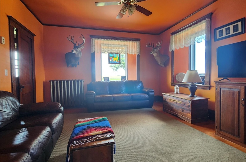 Rural Address, Abernethy Rm No. 186, Saskatchewan S0A 0A0, 7 Bedrooms Bedrooms, 14 Rooms Rooms,2 BathroomsBathrooms,Acreage,For Sale,Pheasant Creek Acres,Rural Address,SK982585