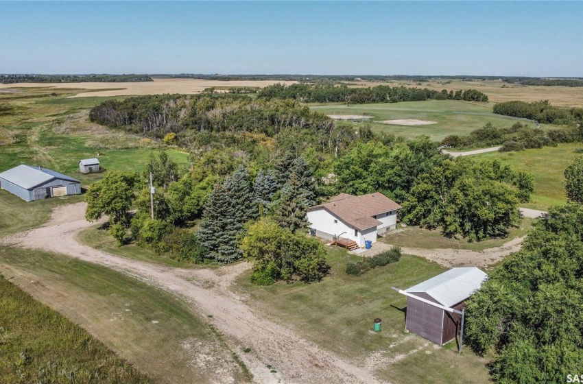 100 Ebenal WAY, Mclean, Saskatchewan S0G 3E0, 3 Bedrooms Bedrooms, 14 Rooms Rooms,2 BathroomsBathrooms,Acreage,For Sale,Village of McLean Acreage,Ebenal,SK982593