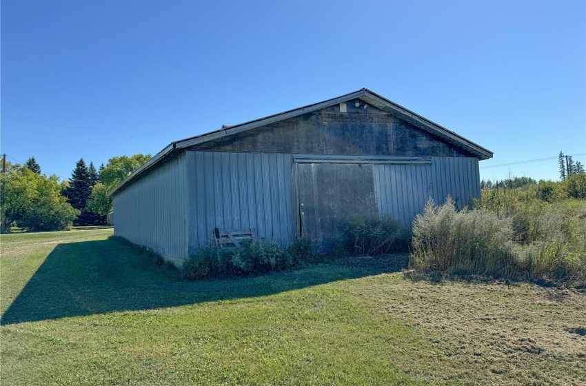 100 Ebenal WAY, Mclean, Saskatchewan S0G 3E0, 3 Bedrooms Bedrooms, 14 Rooms Rooms,2 BathroomsBathrooms,Acreage,For Sale,Village of McLean Acreage,Ebenal,SK982593