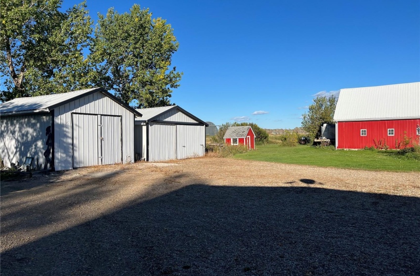 Rural Address, Maryfield Rm No. 91, Saskatchewan S0C 3K0, 4 Bedrooms Bedrooms, 15 Rooms Rooms,3 BathroomsBathrooms,Acreage,For Sale,COWAN ACREAGE,Rural Address,SK982773